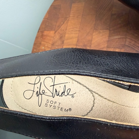 Life Stride Women's Celestial Peep Toe Black Slingback Pumps Size 8M - Picture 11 of 16